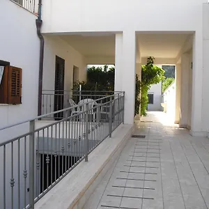  Apartment Casa Mare Italy